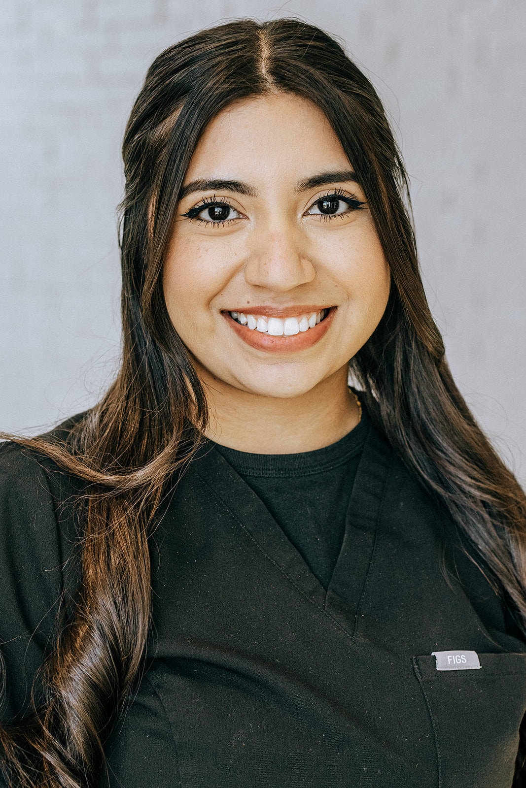 Microendodontics Laura assistant